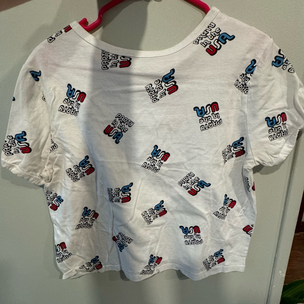 crop top tee